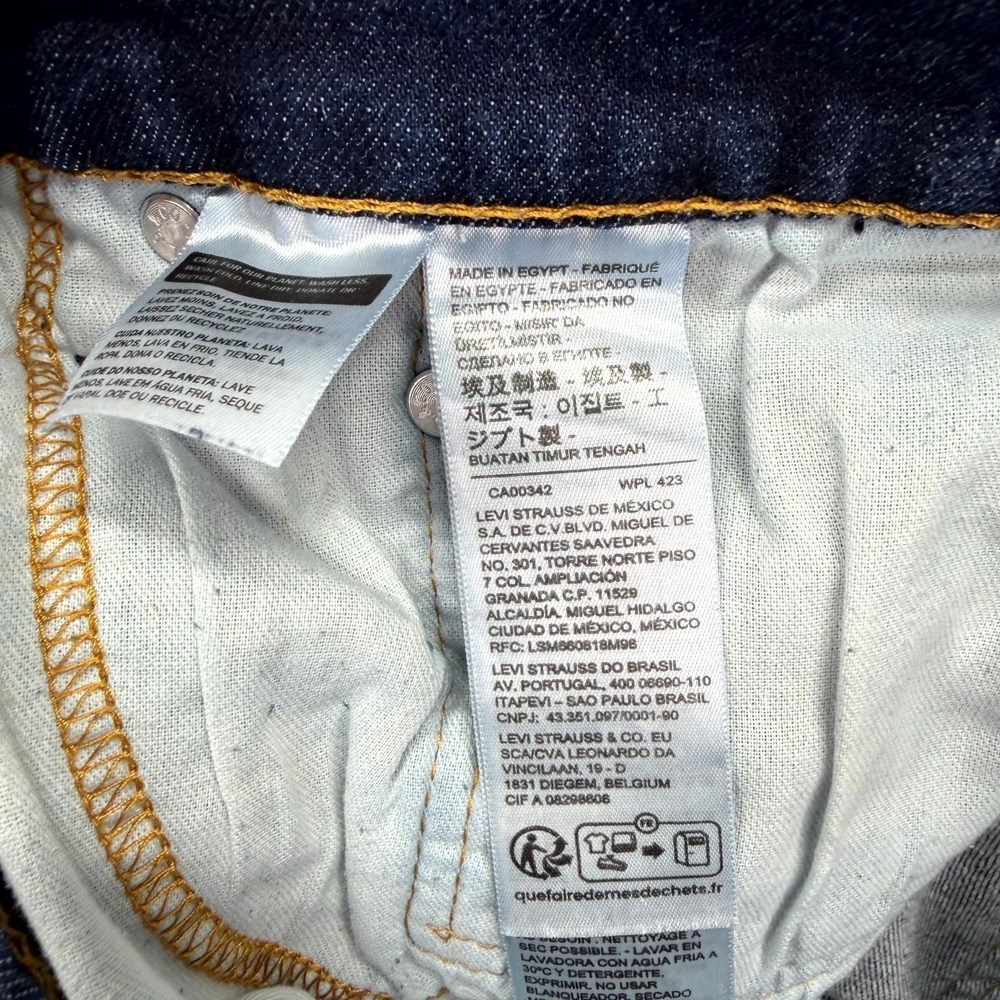 Levi's 559 Jeans Mens 42x32 Blue Denim Dark Wash Stretch Red Tab Straight Wide - Picture 12 of 15